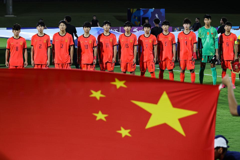 xingkong-决赛2次送礼 U17国足助教：潘朝伟非关系户 他球商高+像日本球员